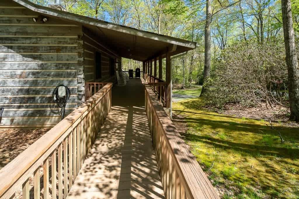 Cozy 'Grey Fox' Cabin Between Boone & Blowing Rock Eksteriør bilde